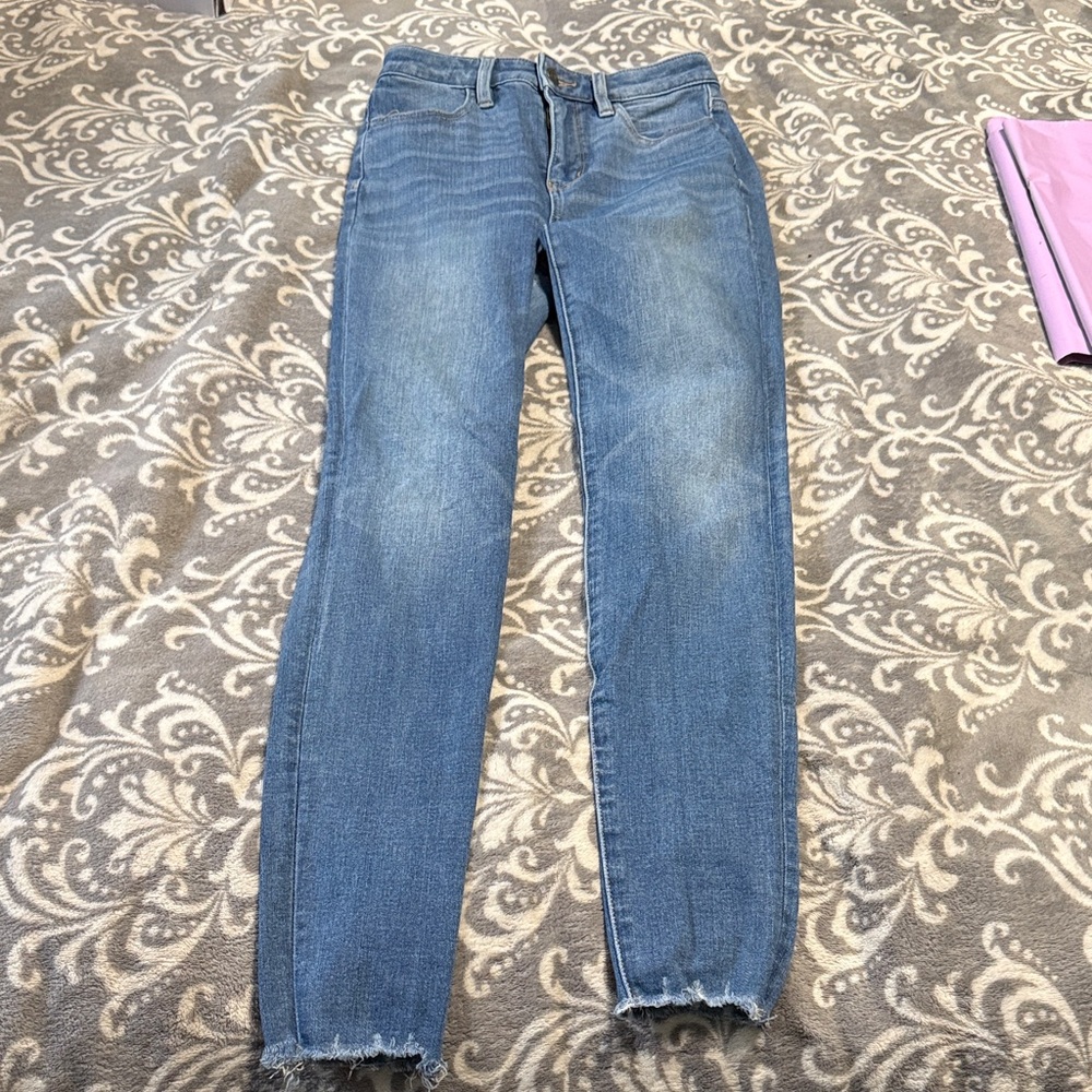American Eagle Outfitters Light Blue Skinny Jeans